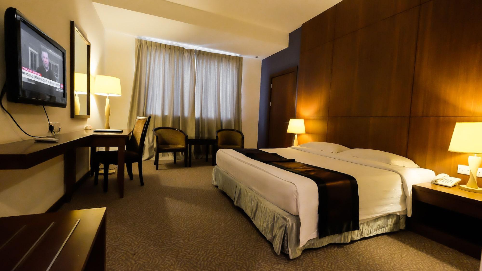 Times Hotel Brunei Bandar Seri Begawan Esterno foto