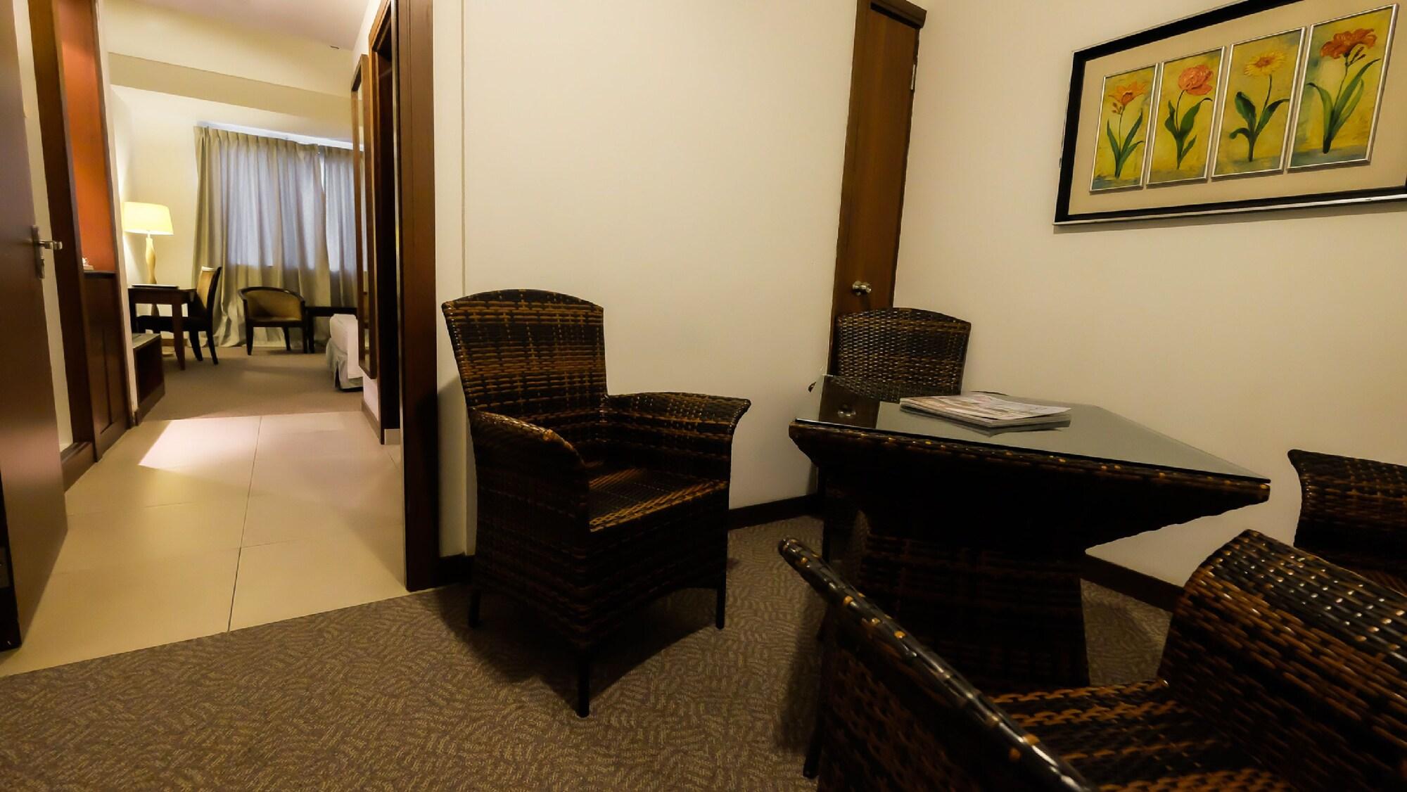 Times Hotel Brunei Bandar Seri Begawan Esterno foto