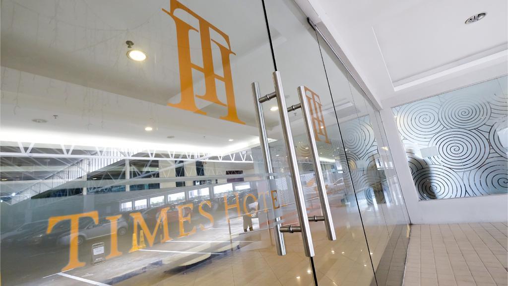 Times Hotel Brunei Bandar Seri Begawan Esterno foto